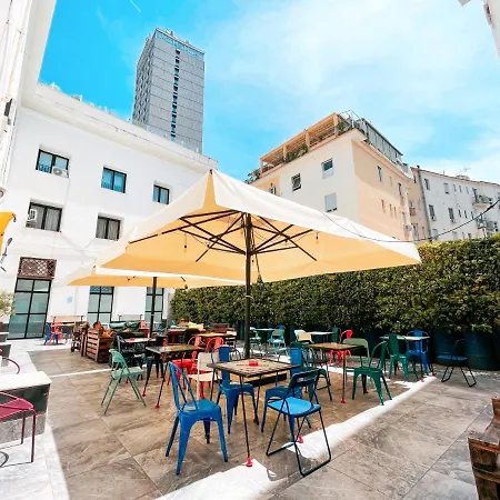 Neapolitantrips Otel 4*