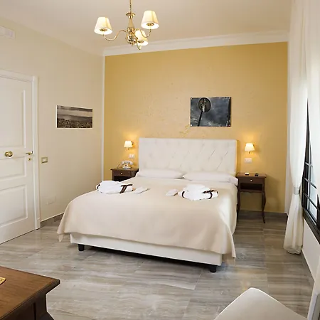 Neapolitantrips Hotel Neapol