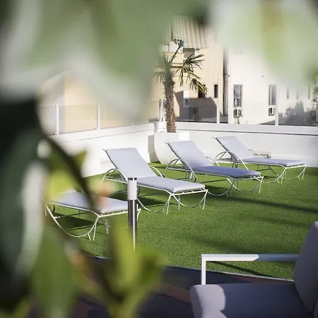 Neapolitantrips Hotel 4*