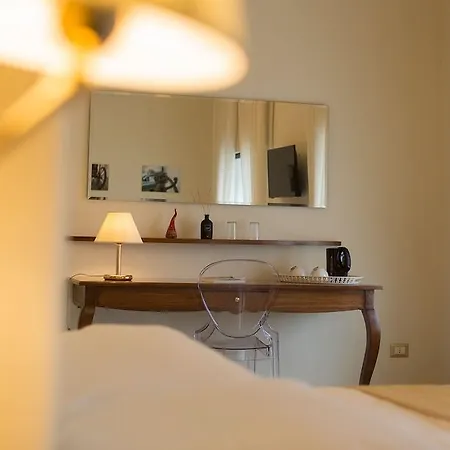 Neapolitantrips Hotel Naples